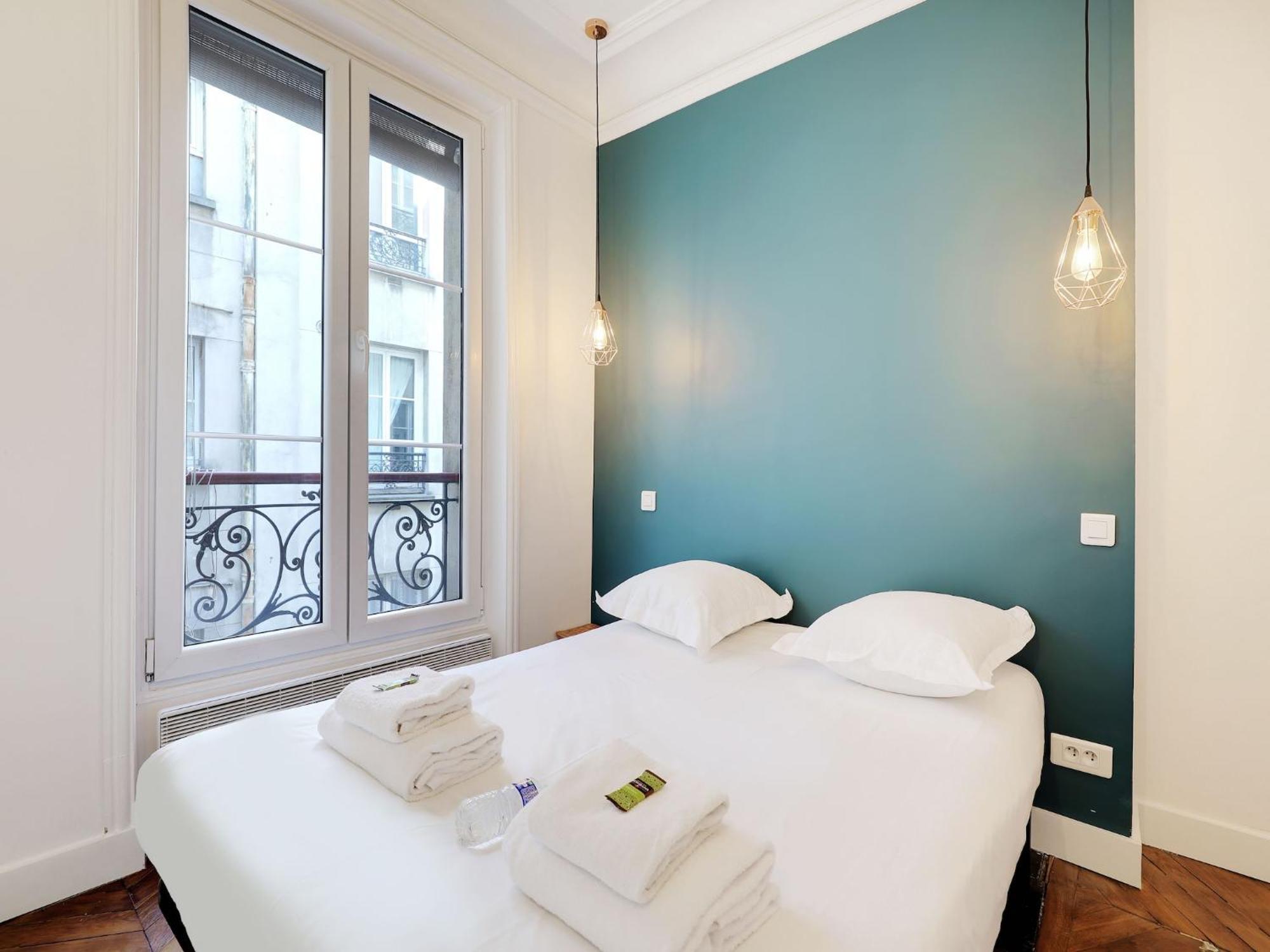 Charming -1br 4p- Bastille *