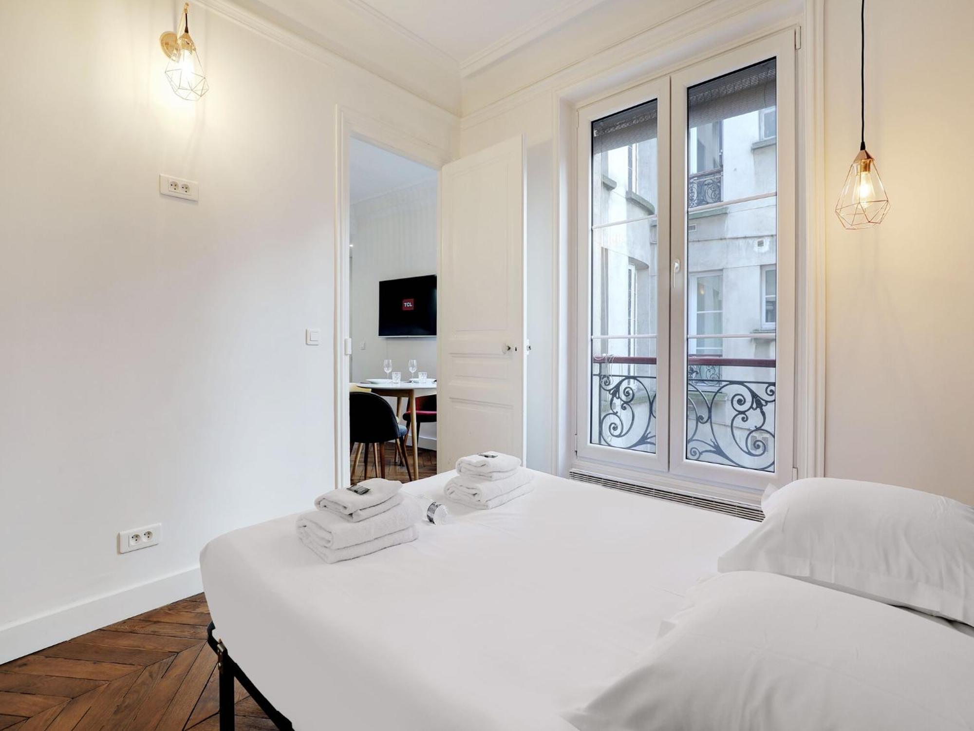 Charming -1br 4p- Bastille Apartment
